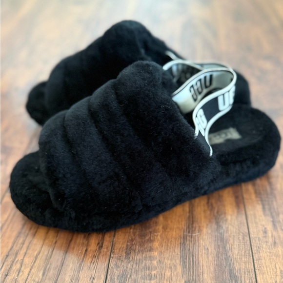 UGG “Fluff Yeah” Black Fluffy Sheepskin Slides Sandal Logo Branded Strap | 7 - Picture 7 of 10